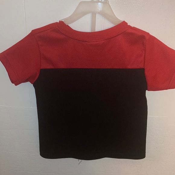 Boys 3T T-Shirt 3/$10 - Picture 2 of 3